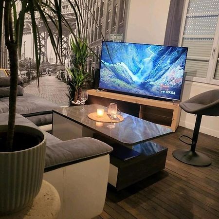 T2 Cosy Autonome H24 Parking Prive Attenant Tv 165Cm Netflix Wi-Fi Au Rez-De-Chaussee Alencon Exterior photo